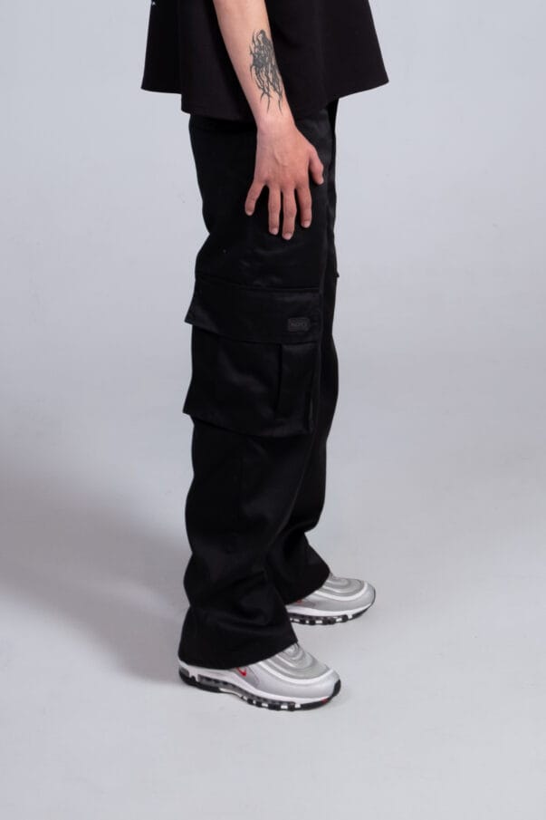Pantalon cargo negro prisma